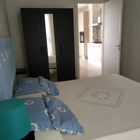 Donawave Apartment